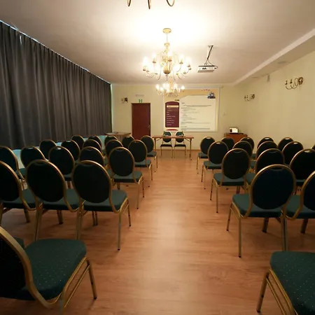 Hotel Brojan 3*