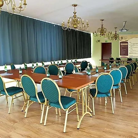 Hotel Brojan 3*