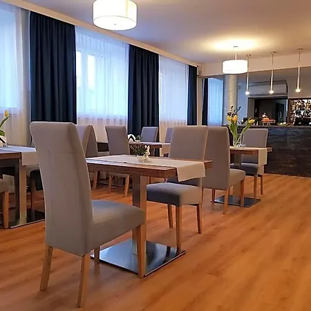 Hotel Brojan
